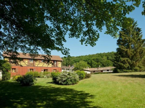 Chambre Provençale avec salle de bain privée et parking - FR-1-585-109